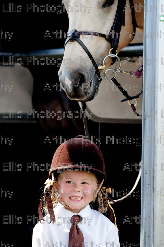 County Show 15 
 200713
6 year old Verona Madigan,Fethard, at The Clare County Show in Ennis on Saturday.Pic Arthur Ellis.